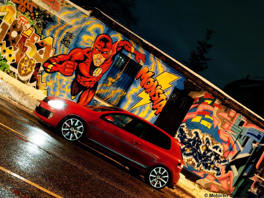  Volkswagen Golf GTi by MTM 2009 года  (фото 10 из 15)